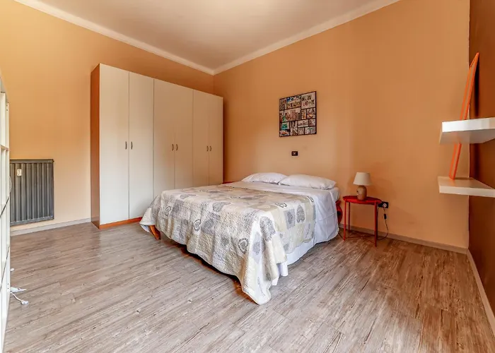 Apartment Claudio Flat - Metro Re Di & Wi-fi
