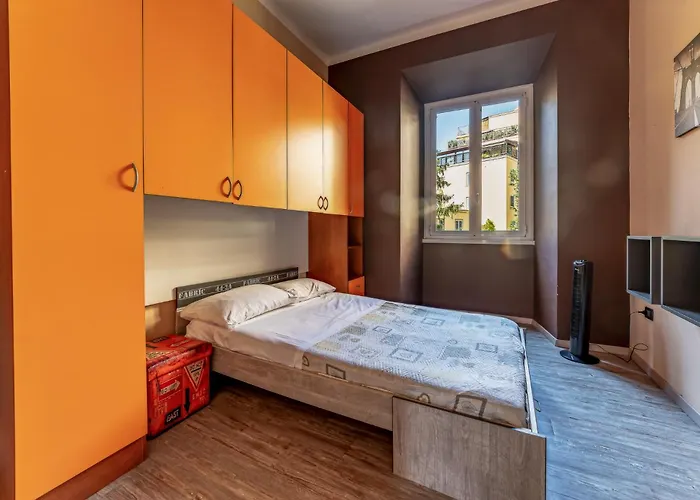 Claudio Flat - Metro Re Di & Wi-fi Apartment